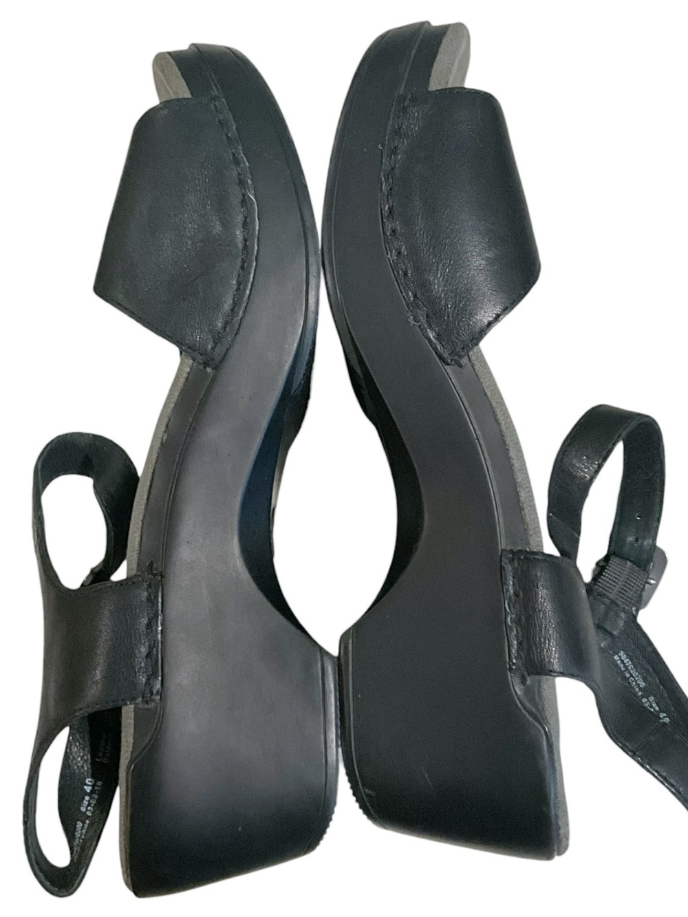 Dansko Sue Sandals Women's 40 / 9.5 Black Leather Comfort Platform Buckle - Picture 7 of 11